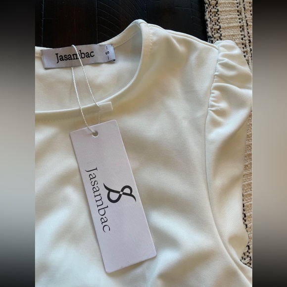 Brand New White Bodycon Dress - Picture 2 of 6